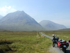 Glen Etive ped nmi, vzadu Clach Leathad, 1098 m