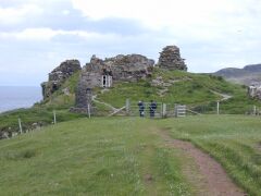 Přístup k Duntulm Castle