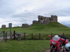  Duffus Castle 