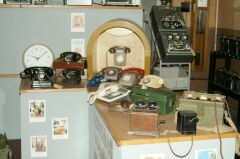  Sbírka dobových telefonů 
